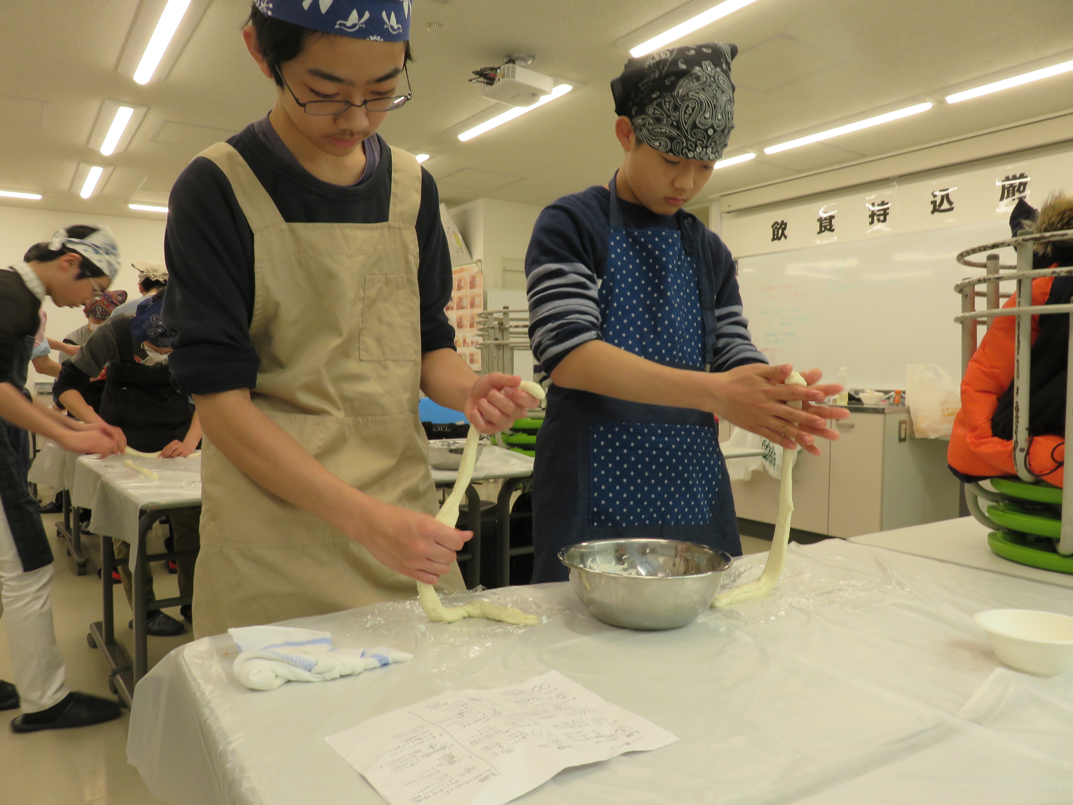 2019年度中1世界　3学期課外学習（中央アジア料理）